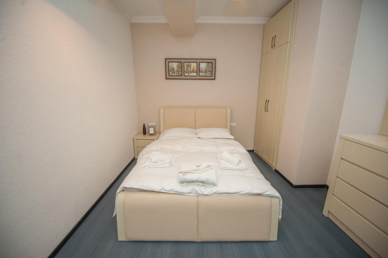 Easy Hotel T'Bilisi Tiflis Exterior foto